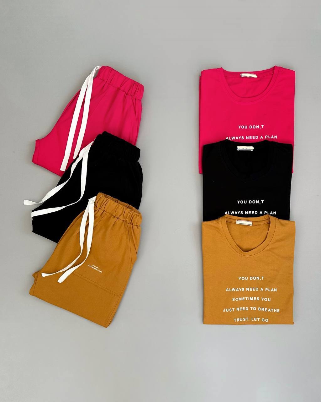 ست تیشرت و شلوارک فونت کد 3969