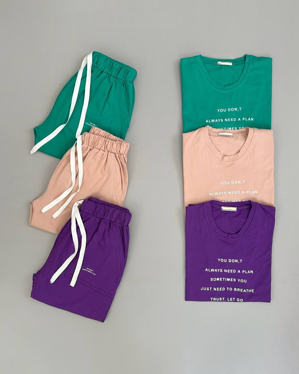 ست تیشرت و شلوارک فونت کد 3969