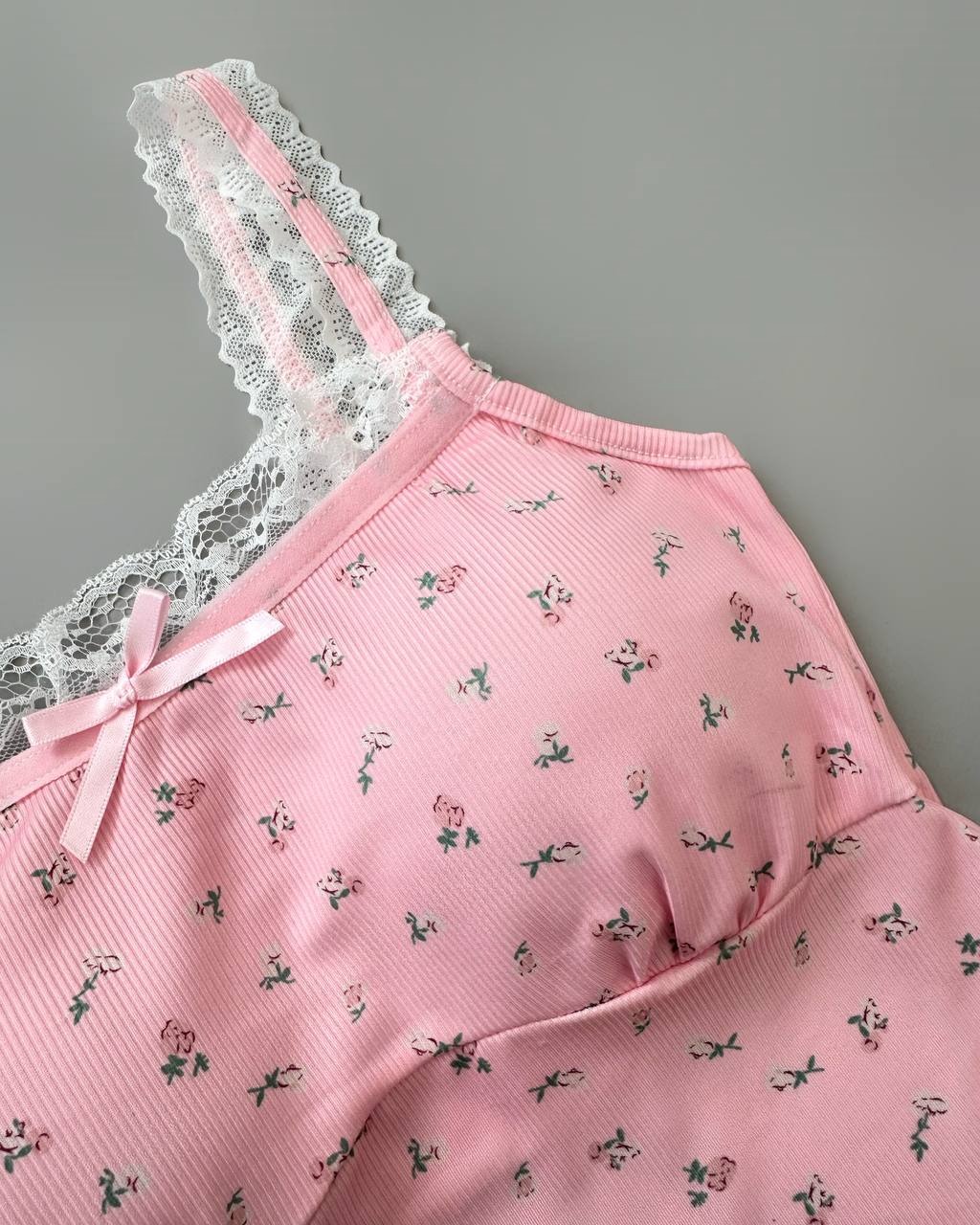 نیم تنه کاپ دار گل ریز کد 3994