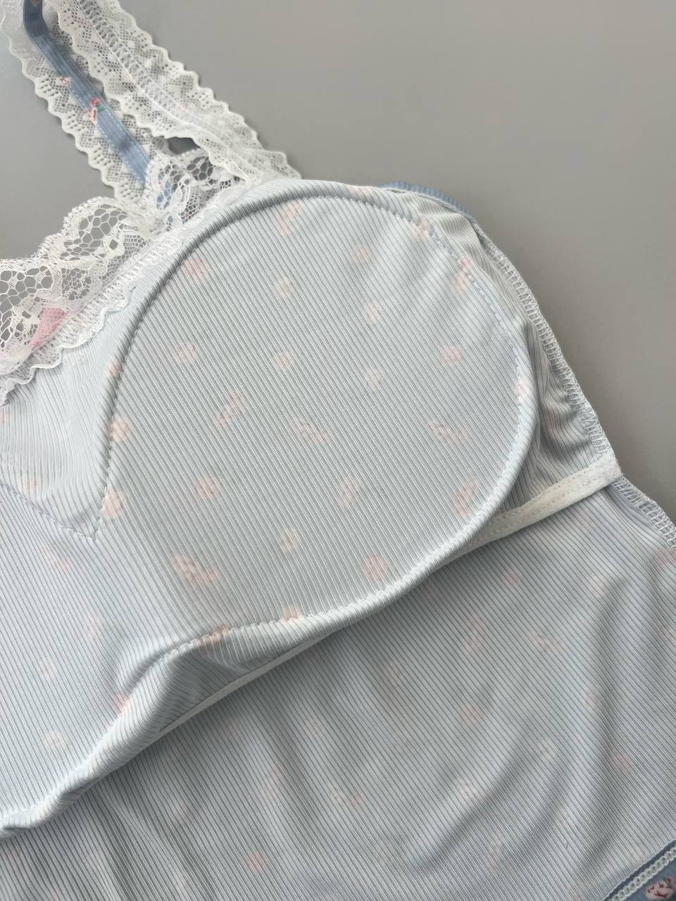 نیم تنه کاپ دار گل ریز کد 3994