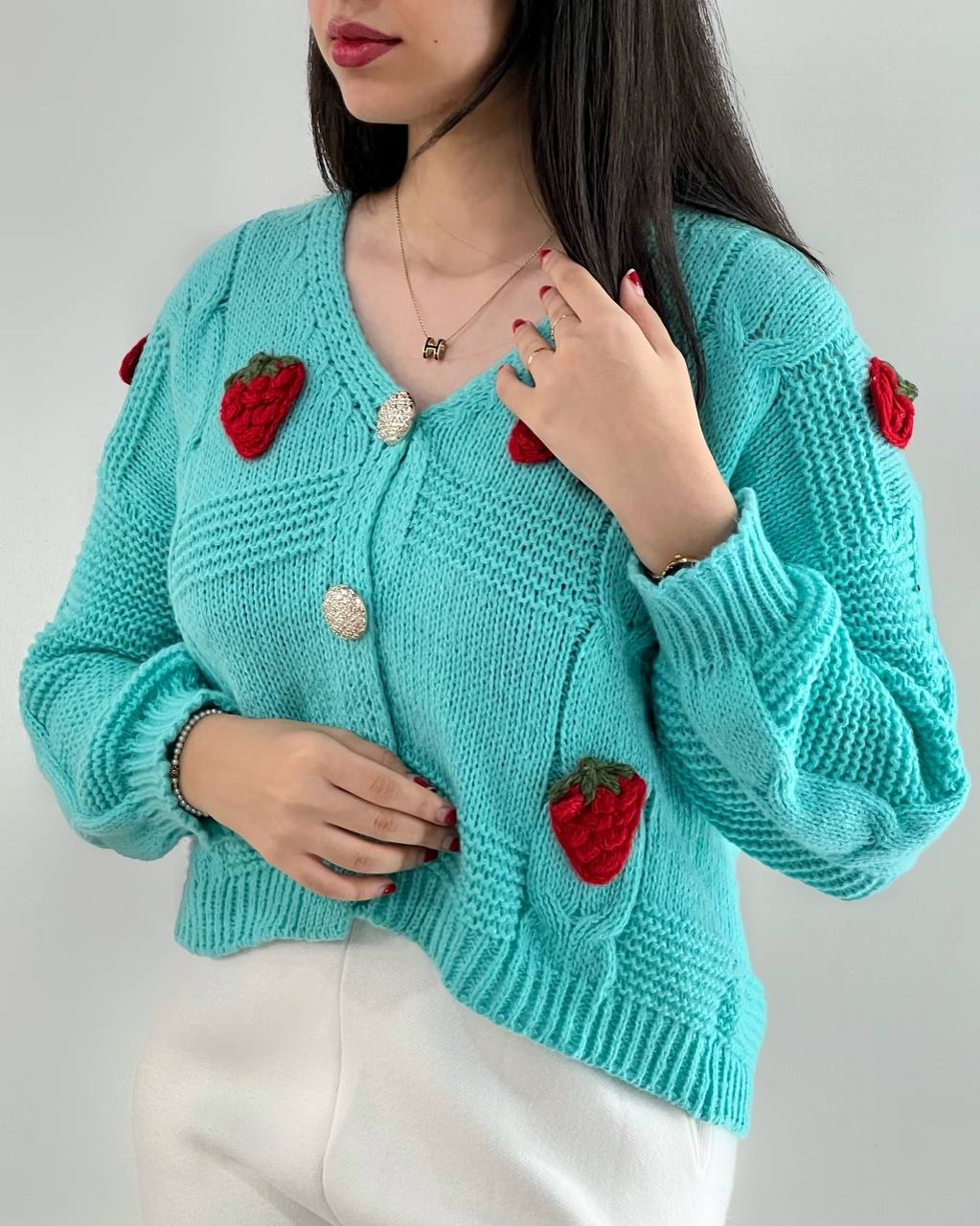 ژاکت بافت جلو دکمه توت فرنگی کد 3998