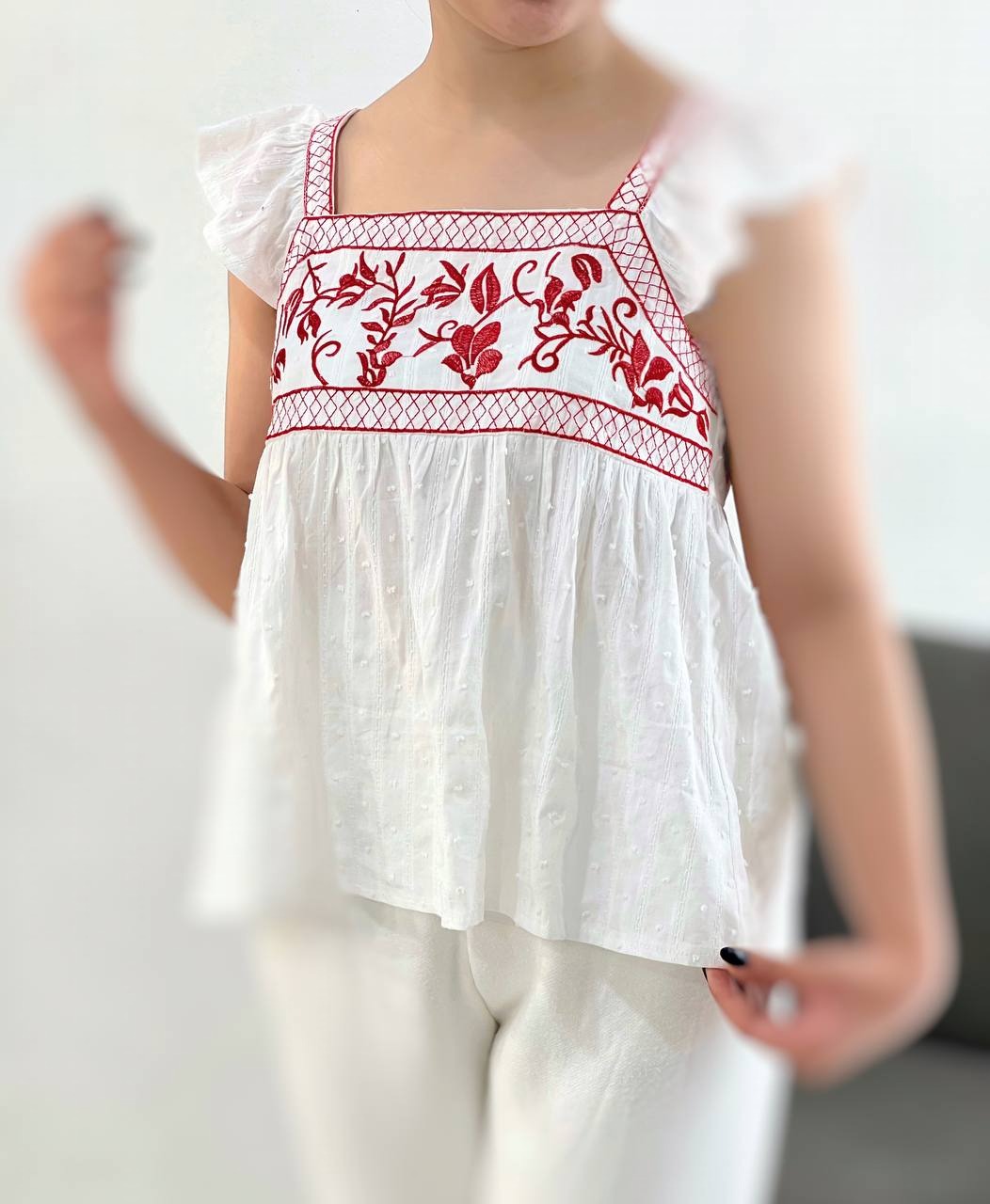 تاپ گلدوزی پشت پاپیون کد 4025