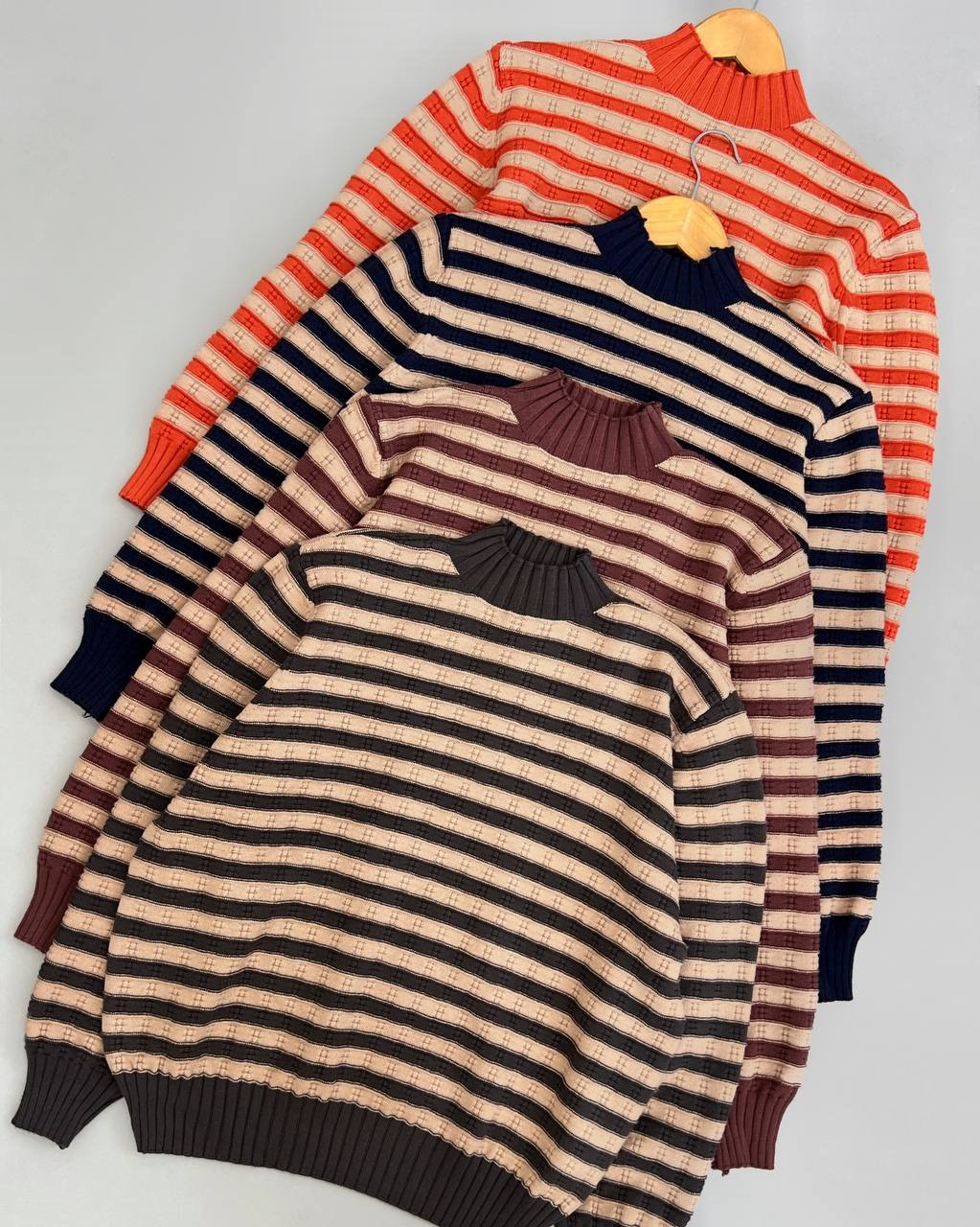 پلیور بافت راه راه 4 رنگ کد 4040