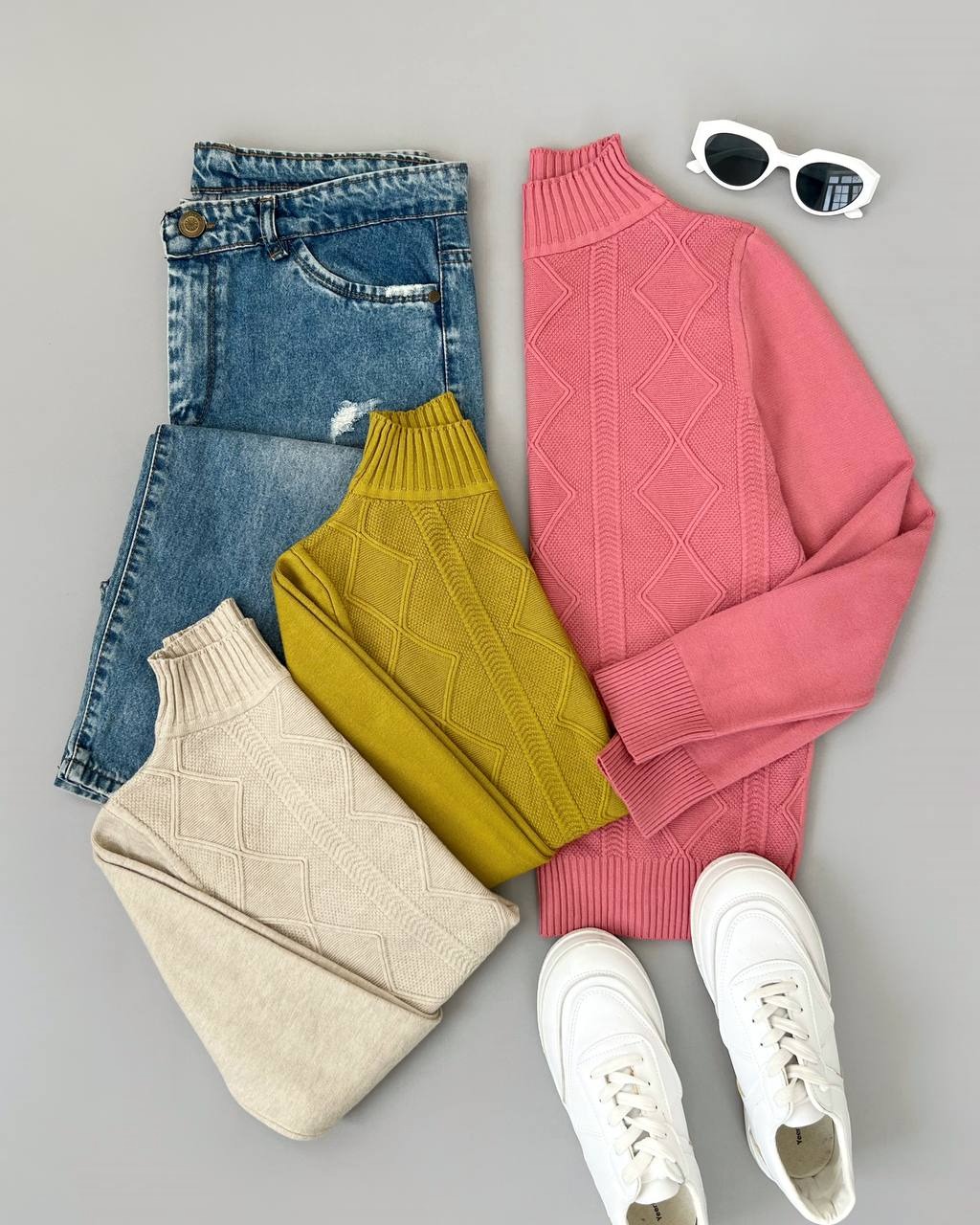 پلیور بافت یقه سه سانت لوزی کد 4045