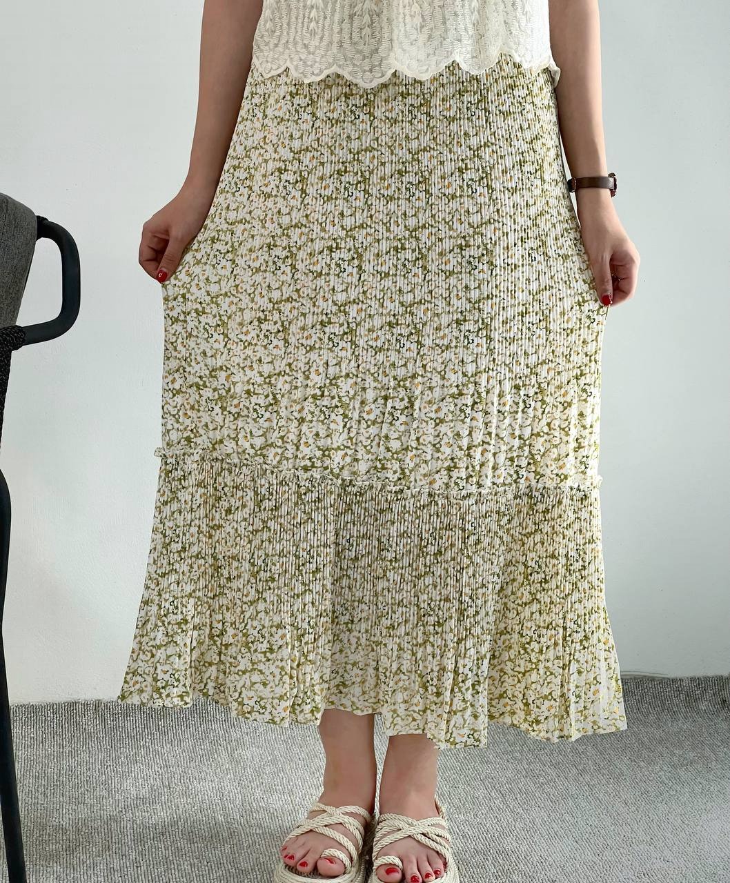 دامن پلیسه گل ریز تکرنگ کد 4049