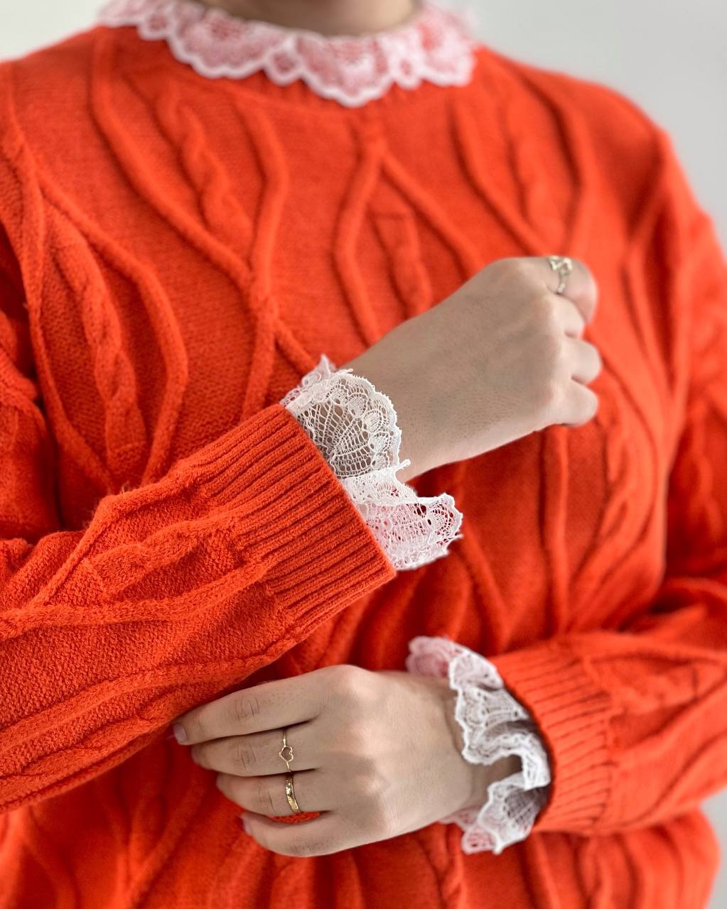 پلیور بافت یقه گیپور کد 4053