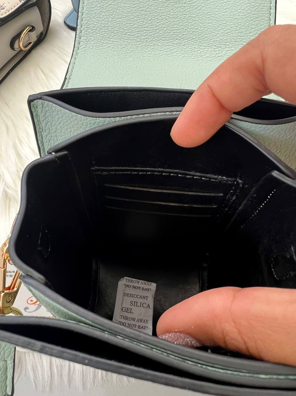 کیف دوشی از برند پرتیز کد 4081