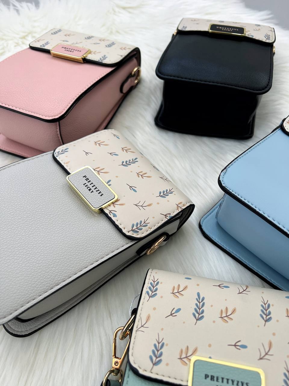 کیف دوشی از برند پرتیز کد 4081