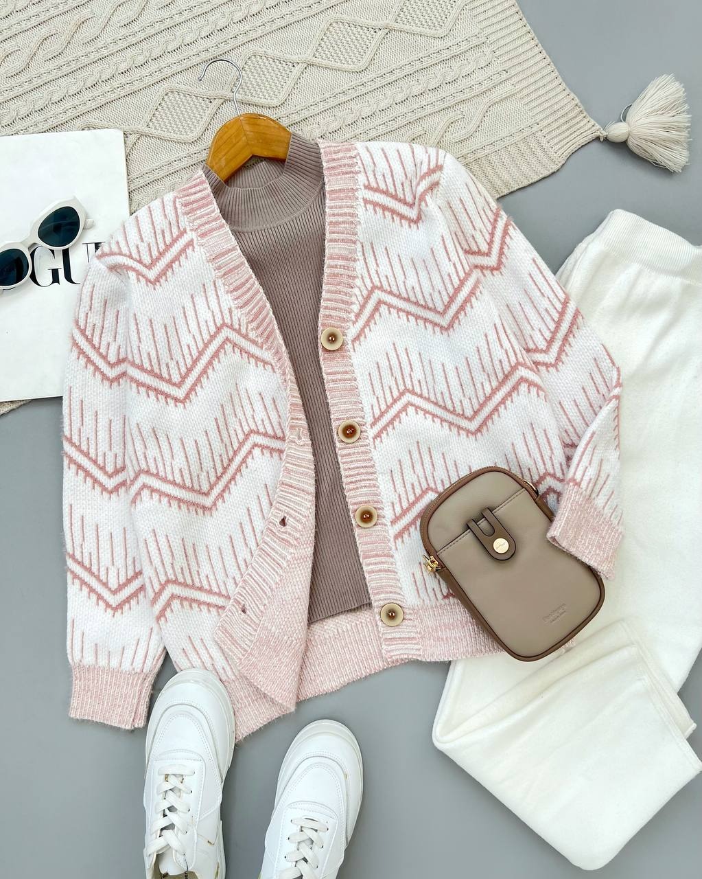 ژاکت بافت جلو دکمه دو رنگ کد 4091