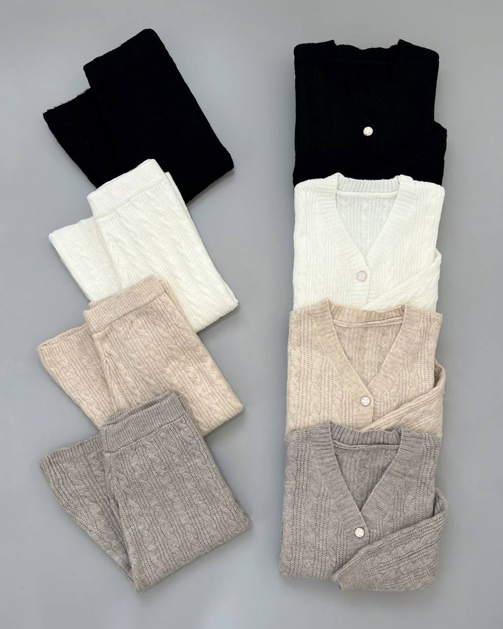 ست ژاکت بافت بهمراه دامن کد 4123