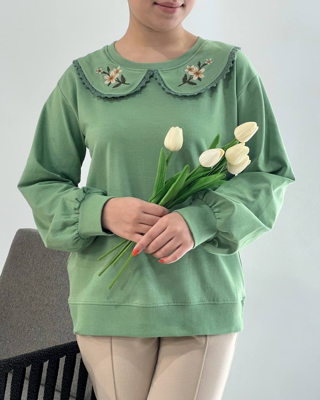 بلوز یقه گلدوزی آستین پف کد 4170