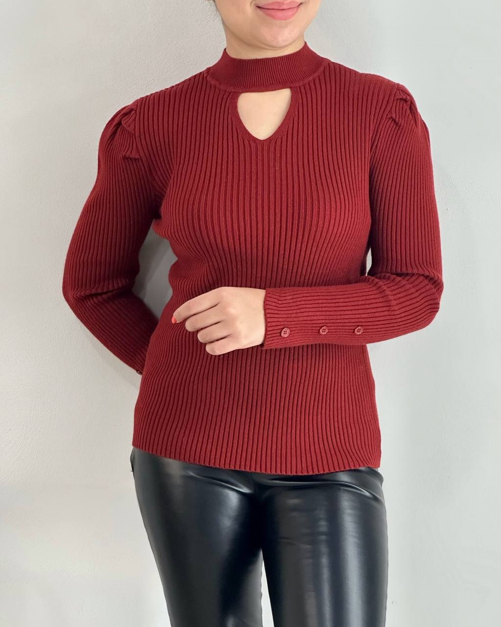 پلیور بافت سرشانه چین کد 4173