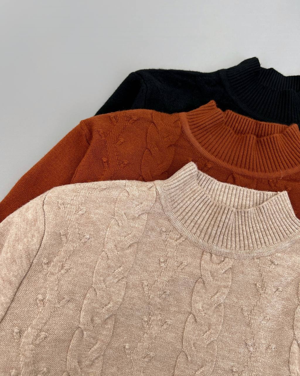 پلیور بافت یقه سه سانت 6 رنگ کد 4190