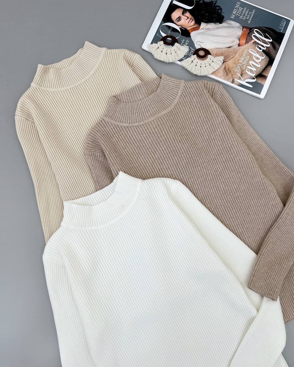 پلیور بافت ساده یقه سه سانت کد 4237