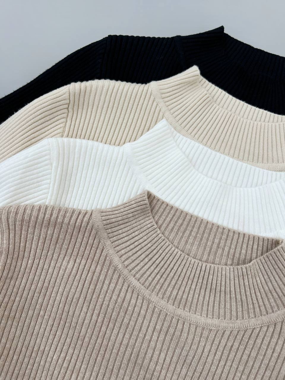 پلیور بافت ساده یقه سه سانت کد 4237