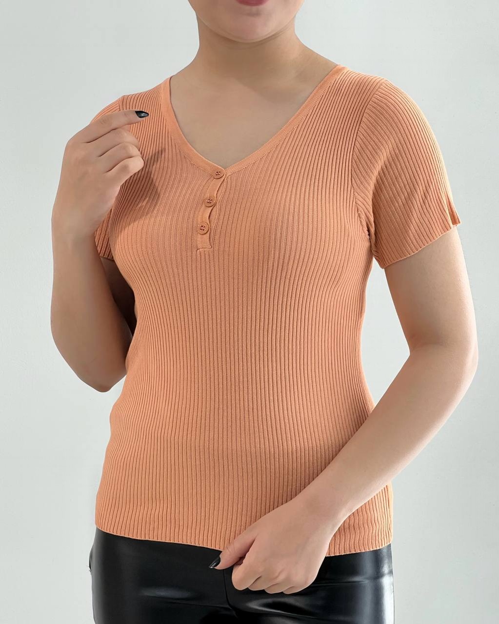 بلوز بافت جلو دکمه 8 رنگ کد 4328