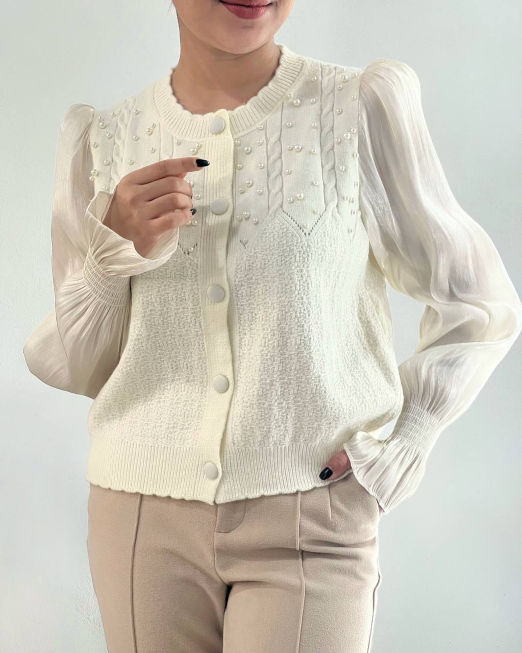 ژاکت بافت جلو دکمه مروارید کد 4357