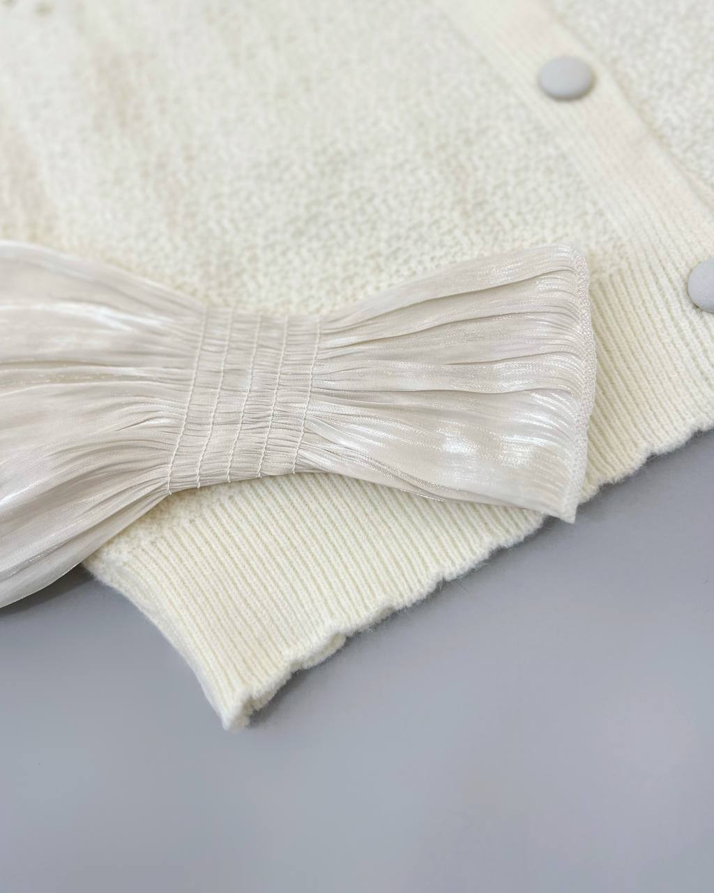 ژاکت بافت جلو دکمه مروارید کد 4357