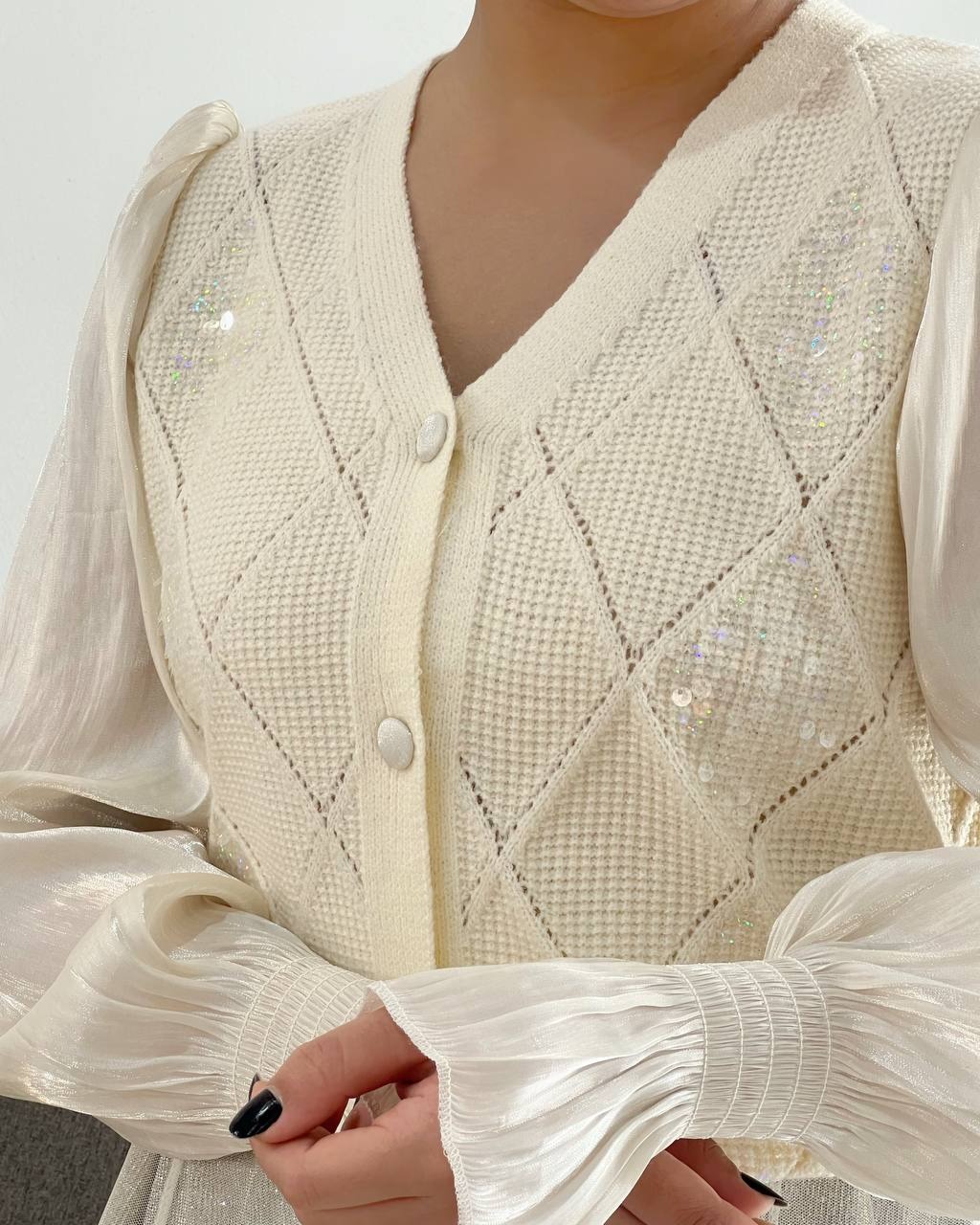 ژاکت بافت جلو دکمه پولک کد 4366