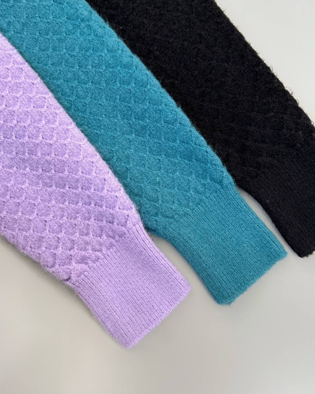 پلیور بافت گل برجسته سه رنگ کد 4369