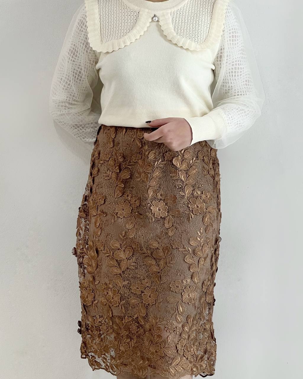 دامن دانتل گل برجسته با آستر بافت کد 4370