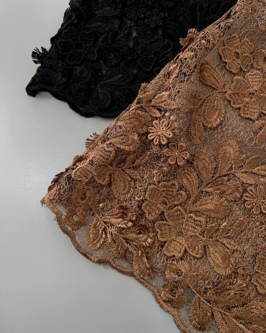 دامن دانتل گل برجسته با آستر بافت کد 4370