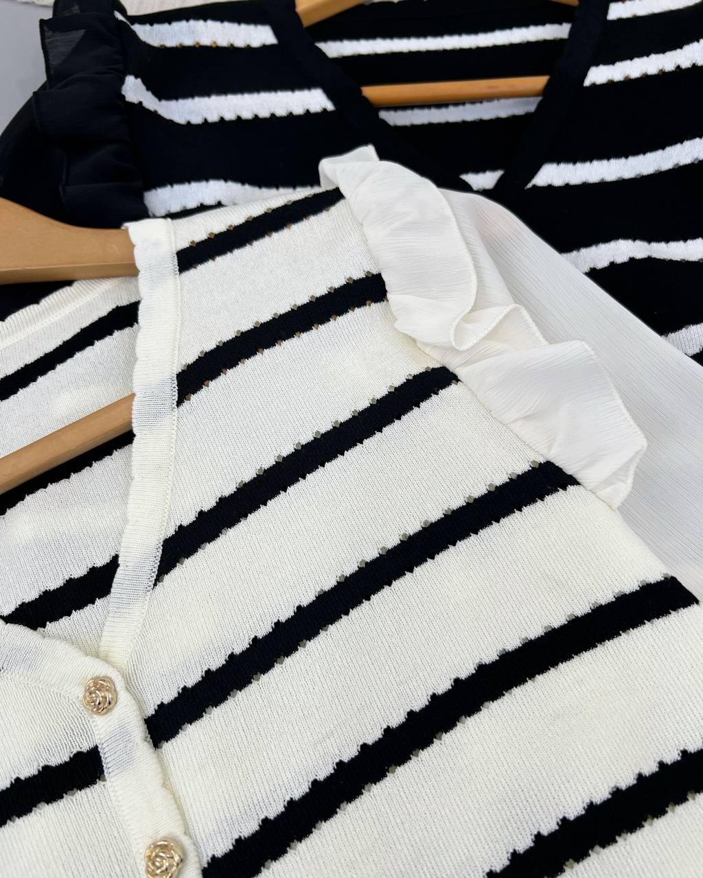 ژاکت بافت راه راه آستین حریر کد 4378