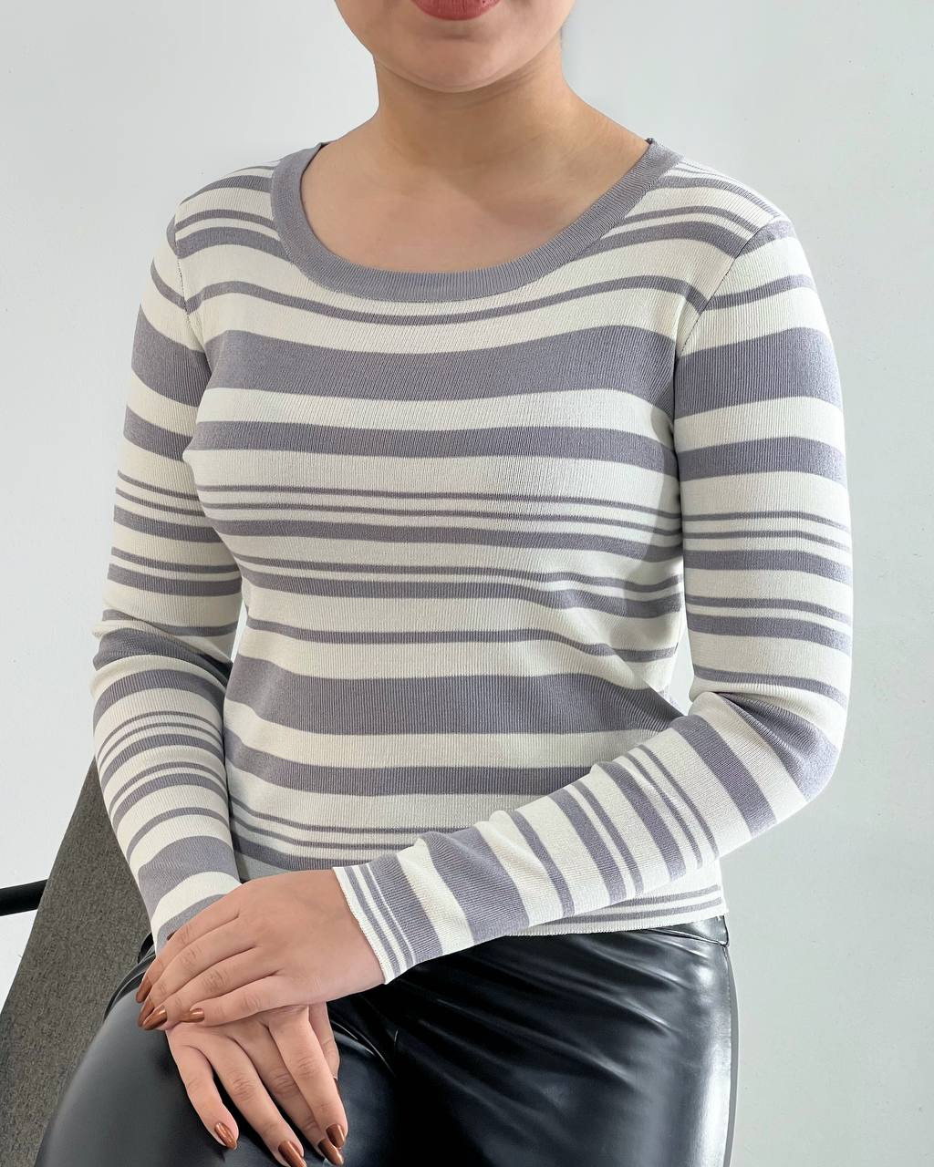 بلوز بافت راه راه ظریف کد 4383