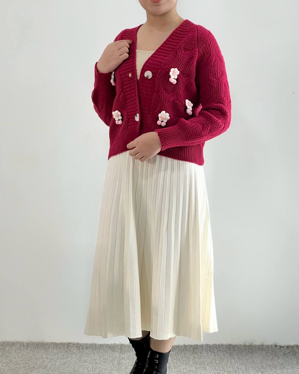 ژاکت بافت گل برجسته جلو دکمه کد 4392