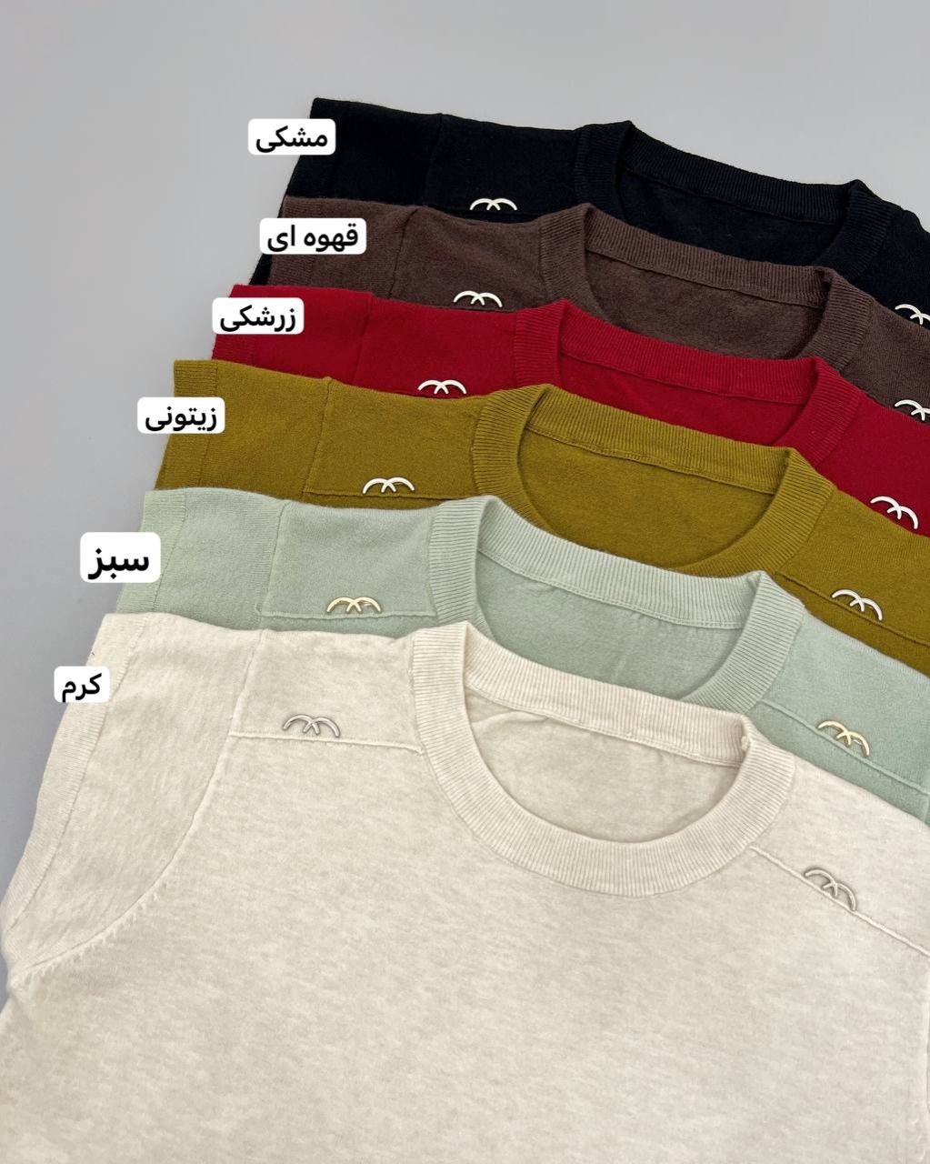 بلوز بافت آستین کوتاه گپ کد 4426