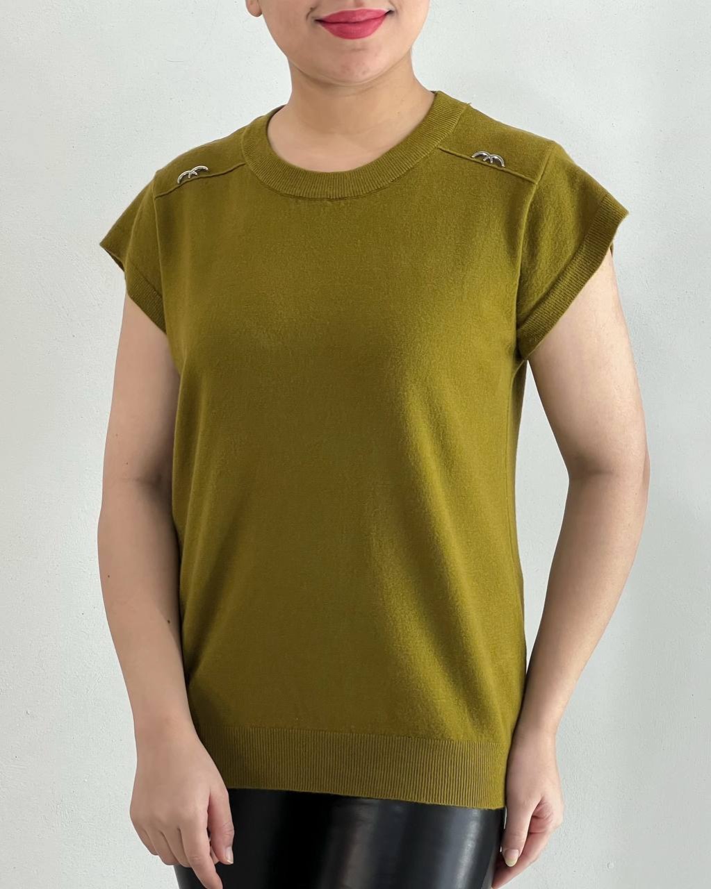 بلوز بافت آستین کوتاه گپ کد 4426