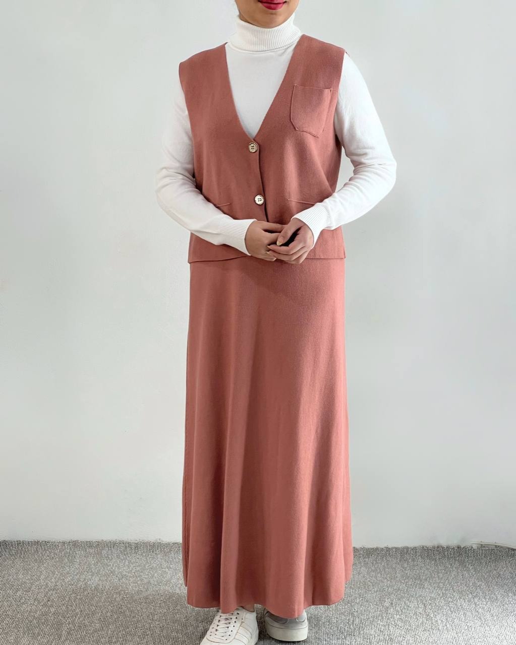 ست جلیقه و دامن بلند کد 4429