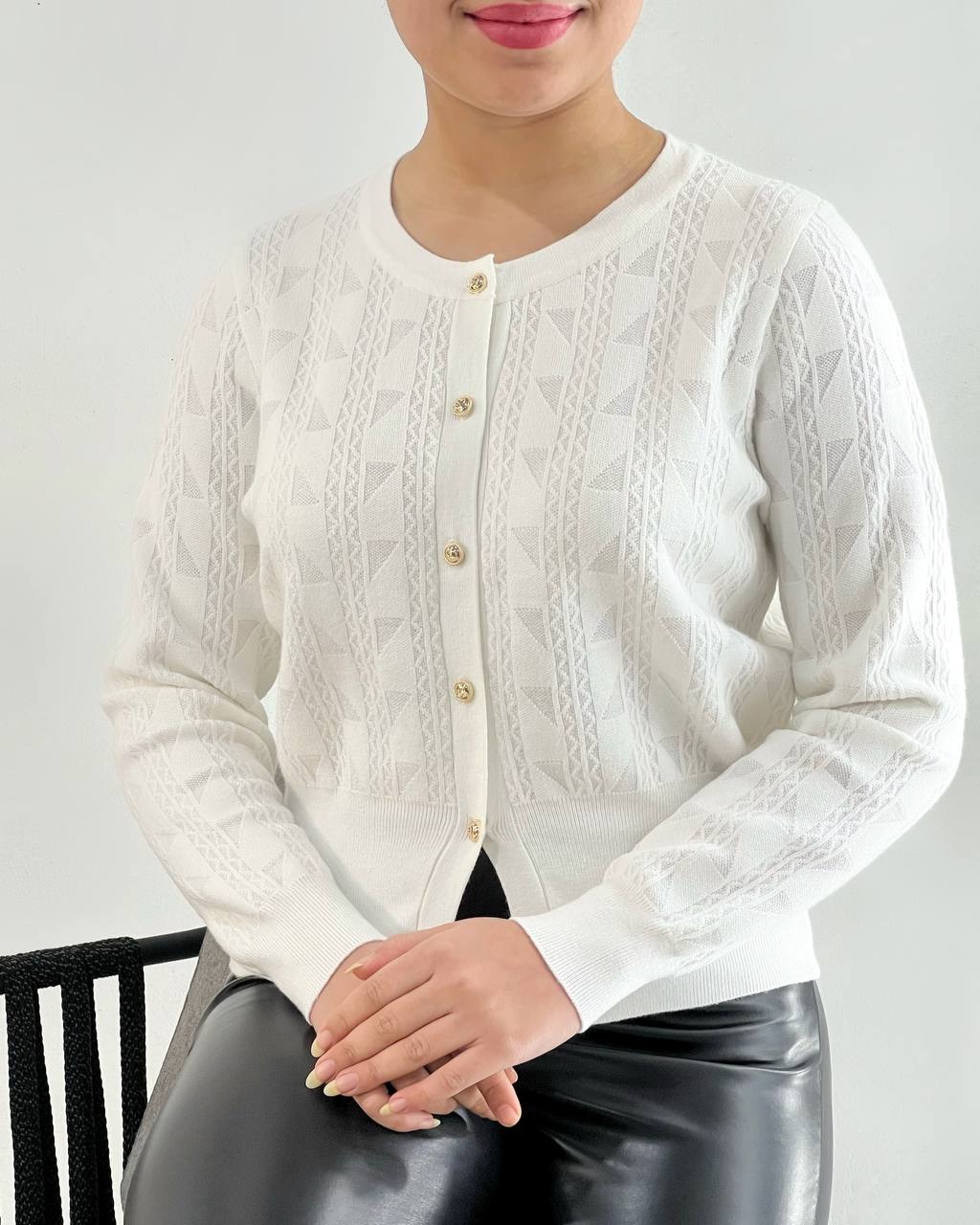 ژاکت بافت طرح برجسته جلو دکمه کد 4434