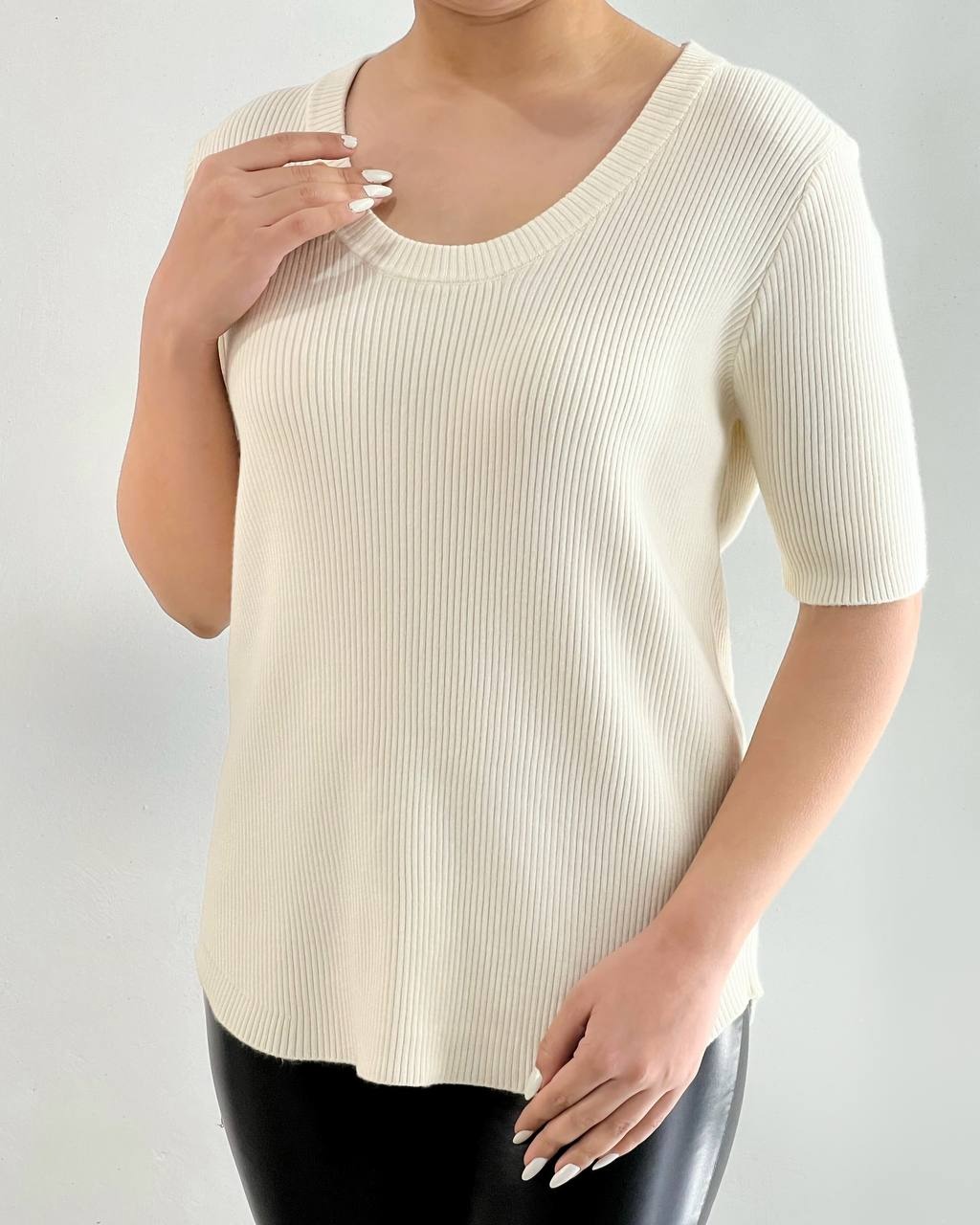 بلوز بافت آستین سه ربع یقه گرد کد 4452