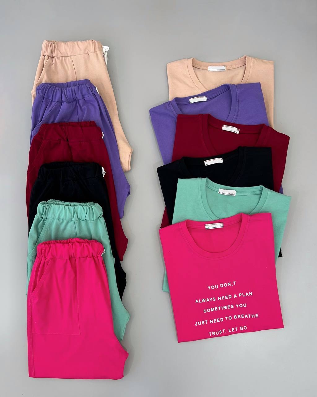 ست تیشرت و شلوار فونت کد 4484