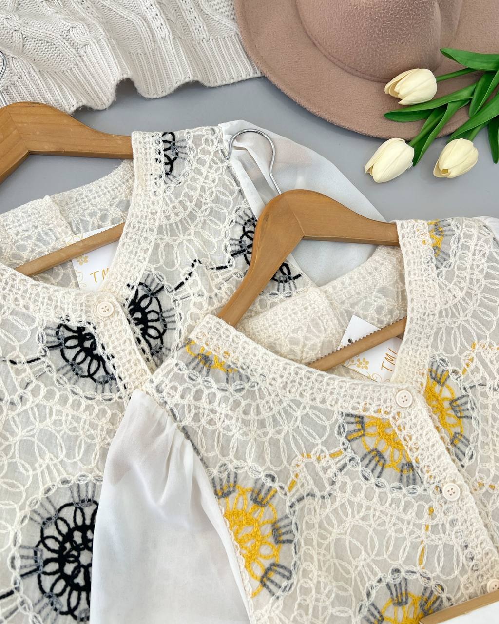 شومیز قلاب بافی دو رنگ کد 4491