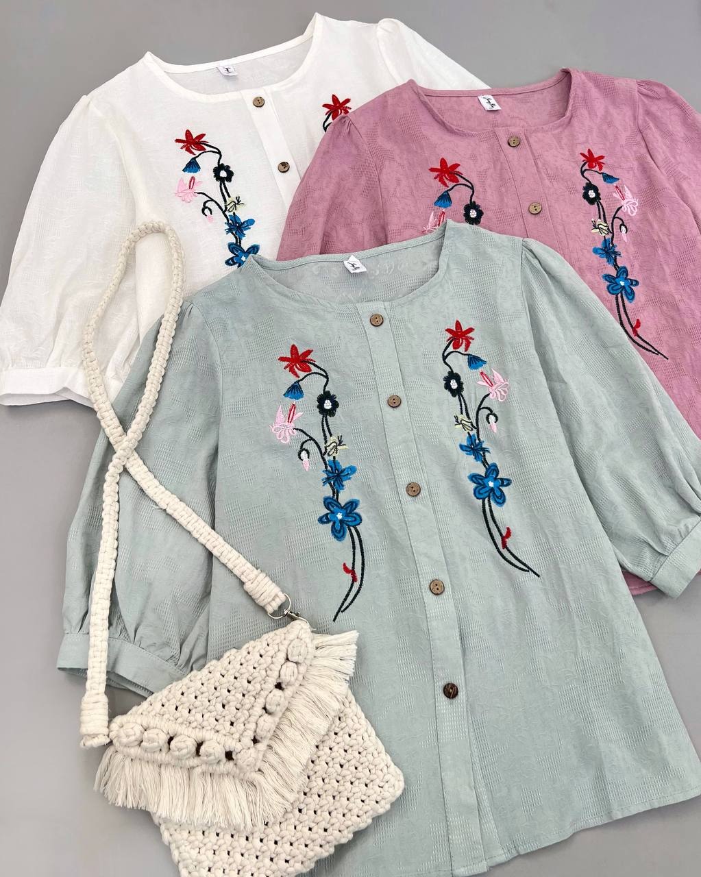 شومیز تمام گلدوزی جلو دکمه کد 4507