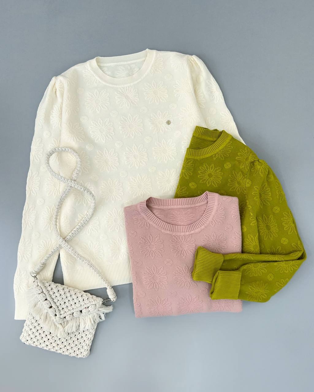 پلیور بافت گل برجسته سرشانه چین کد 4509