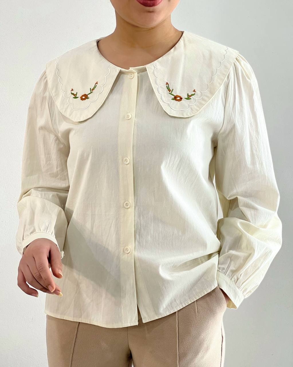 شومیز کتان نخ یقه گلدوزی کد 4510