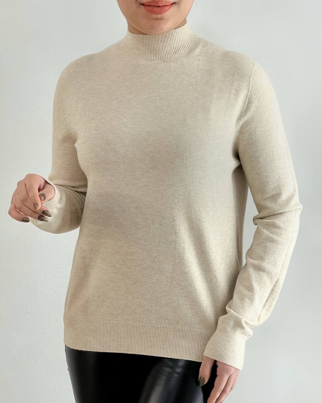 پلیور بافت یقه ایستاده تکرنگ کد 4542