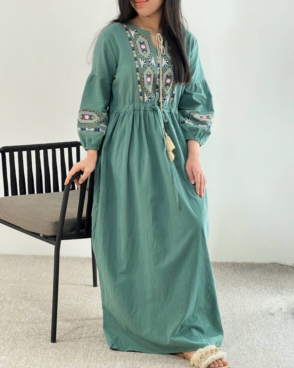 پیراهن کنف گلدوزی کد 4551