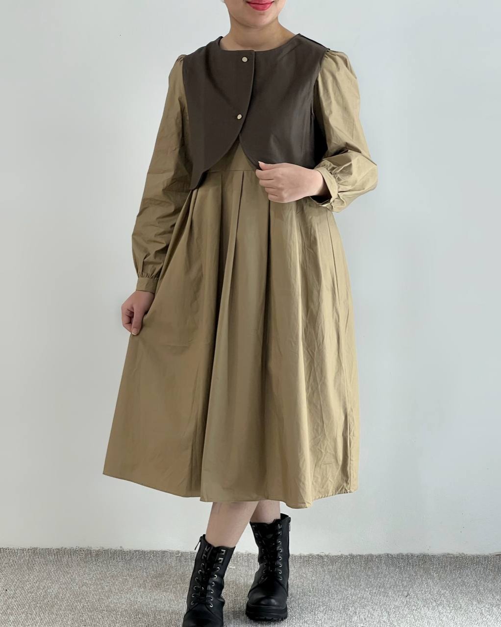 ست پیراهن با جلیقه ی چرم کد 4574