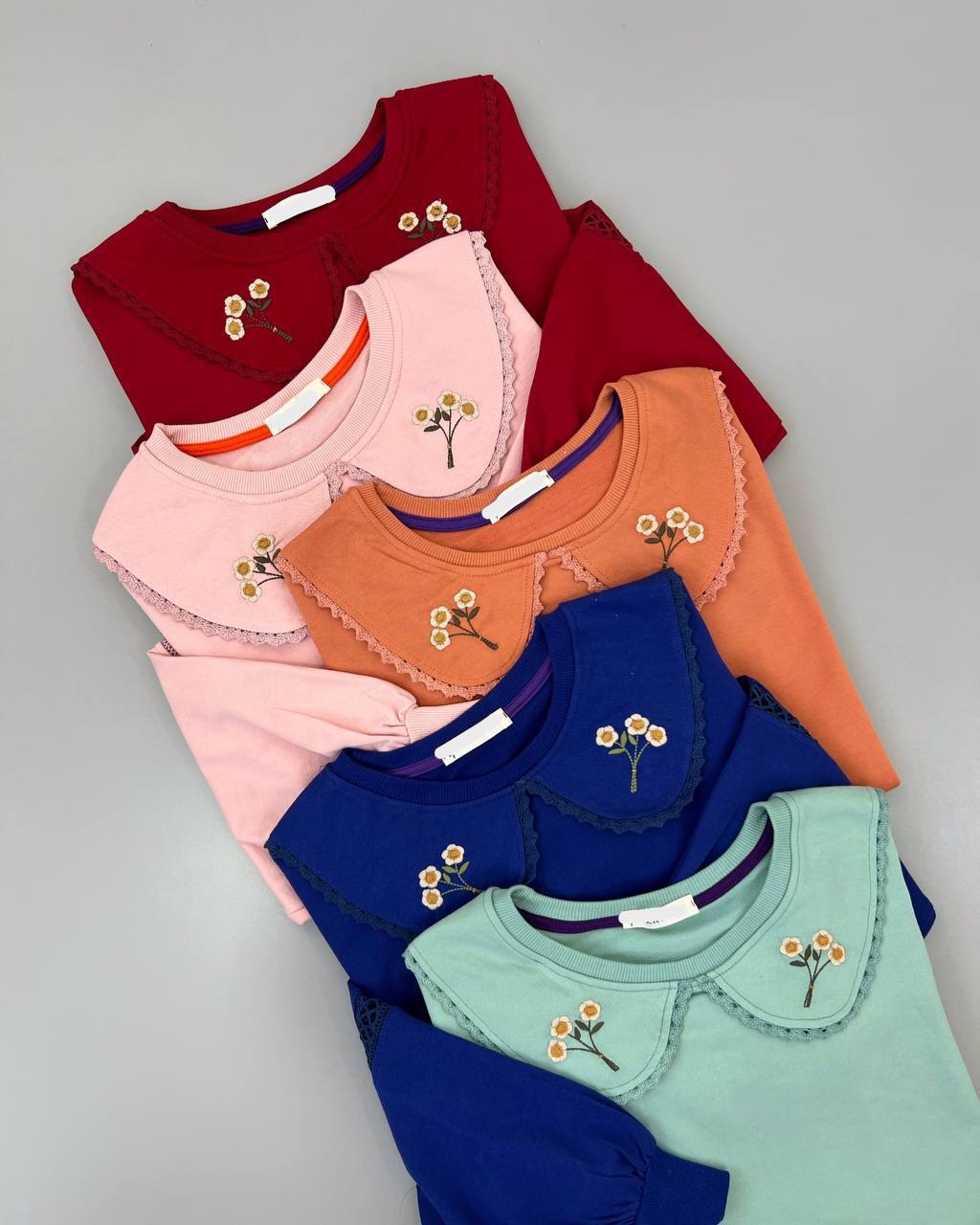 بلوز بهاره یقه ب ب قواره دار کد 4587