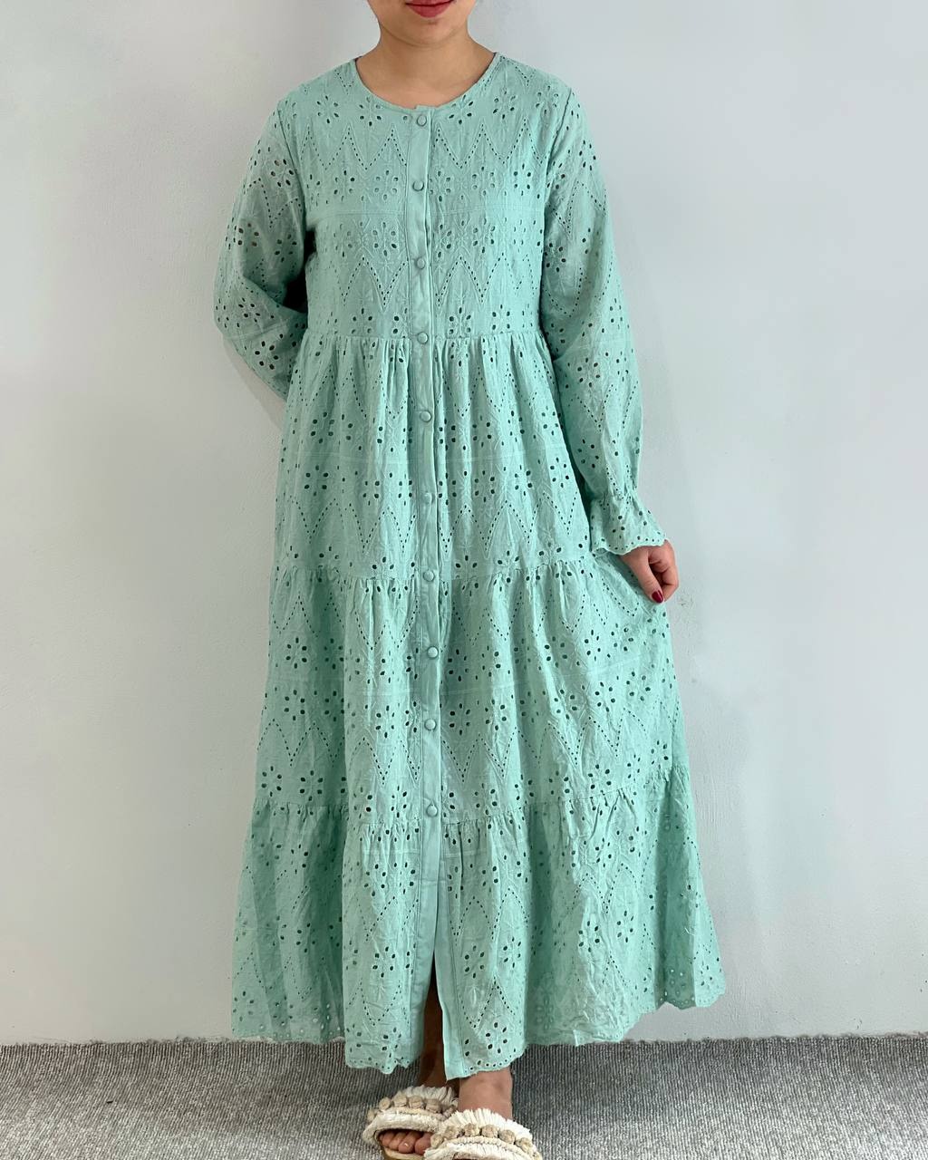 پیراهن تمام خامه دوزی جلو دکمه کد 4590