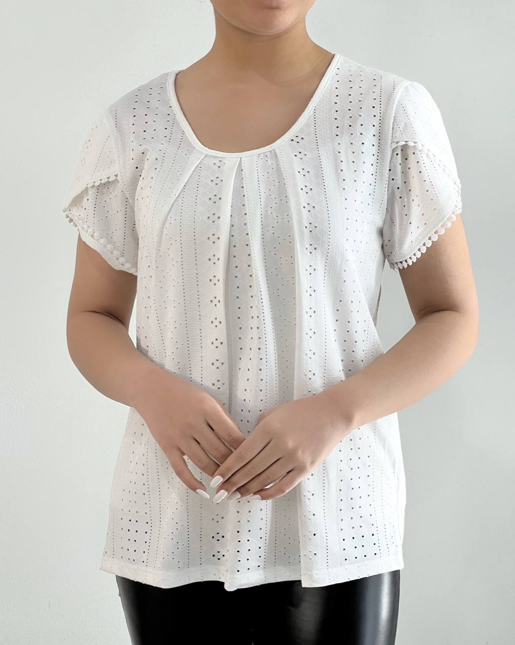 شومیز سفید آستین لاله کد 4596