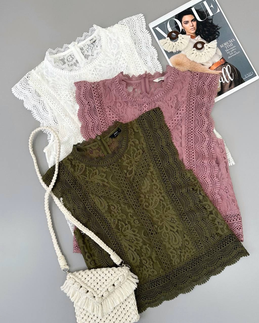 تاپ تمام دانتل مجلسی کد 4603