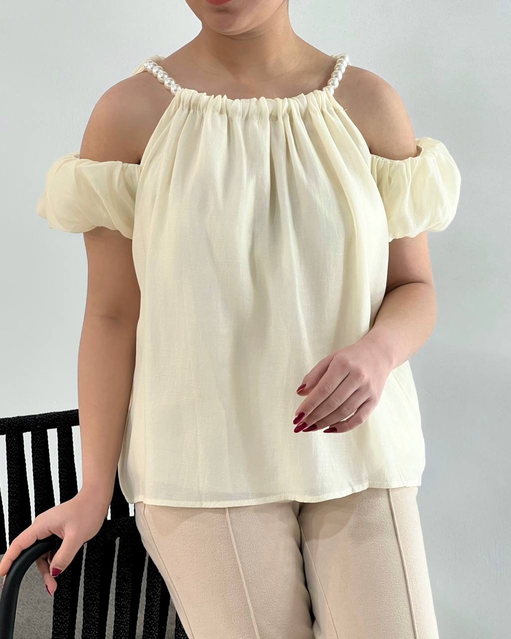 تاپ بند مروارید سرشونه باز کد 4607