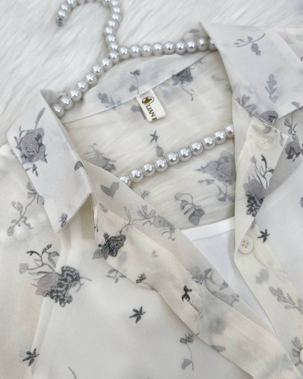 شومیز حریر بهمراه تاپ کد 4621