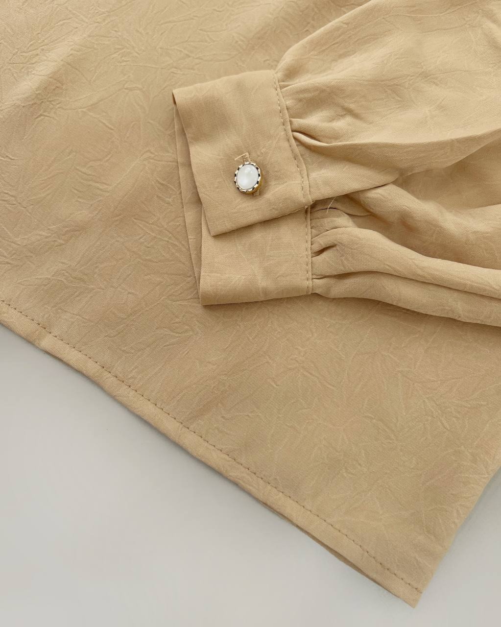 شومیز کرپ ساتن گلدوزی شده کد 4623