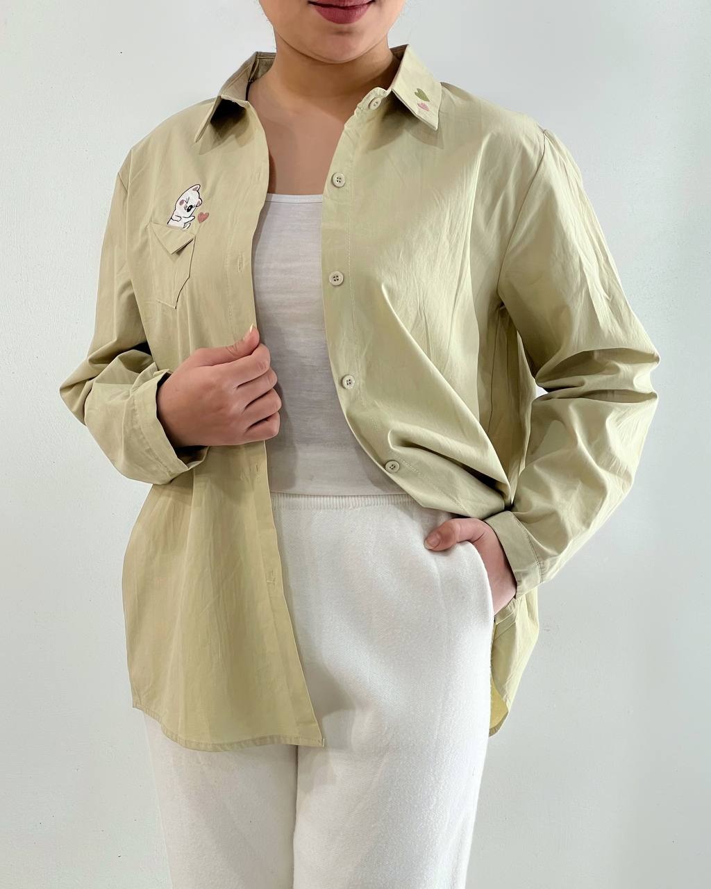 شومیز کتان گلدوزی میو کد 4633